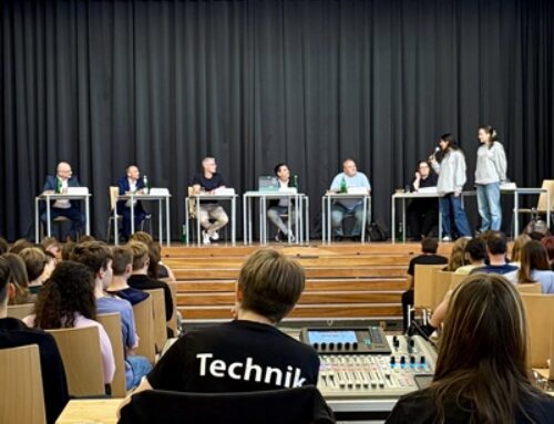 Bürgermeister-Kandidatin und -Kandidaten stellen sich Fragen